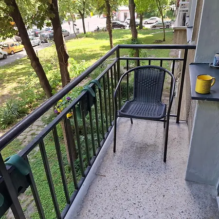 Apartment G&s *